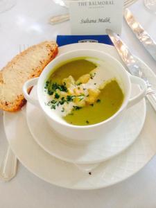 983738_10202578643847937_3421617721193921805_n